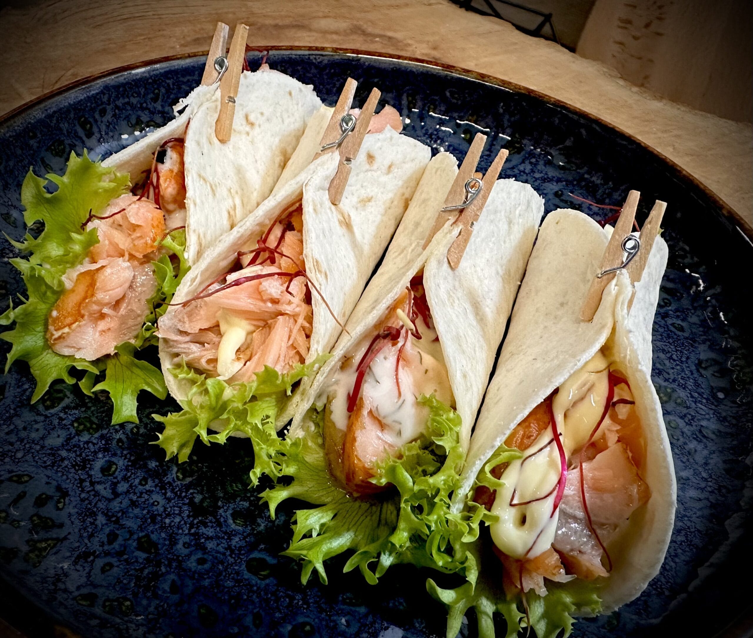 Luxe taco Wrap Zalm € 2,98 p/st en vanaf 4 stuks verkrijgbaar